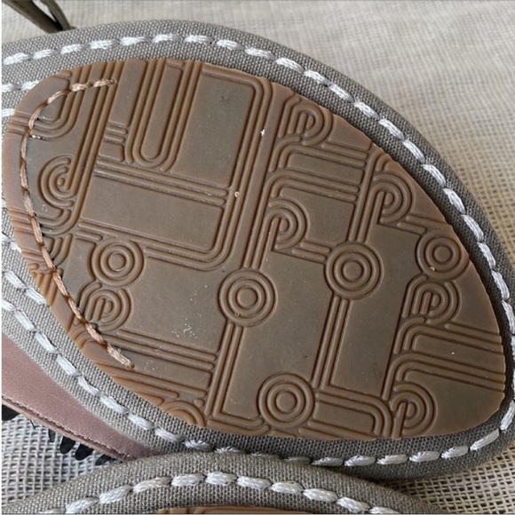 belle sigerson morrison flats leather sandals 
Size 8 B - Picture 9 of 16